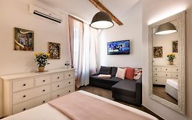 Room&Breakfast Old Port Genova